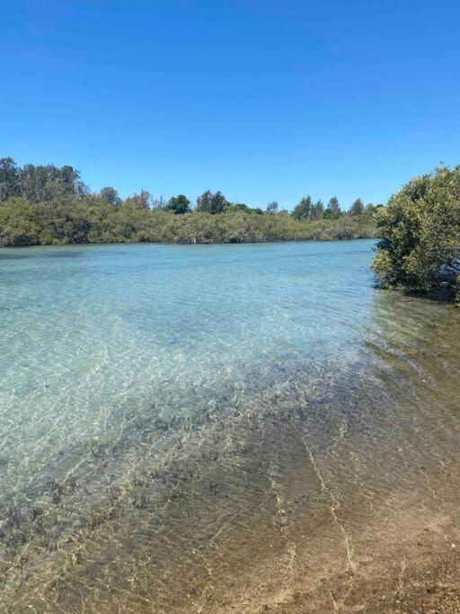 Villa Wallis Lakehouse Tuncurry Exterior foto